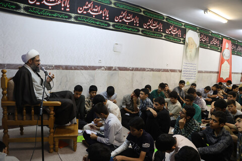 تصاویر / درس اخلاق امام جمعه همدان ویژه طلاب شرکت کننده در میثاق طلبگی