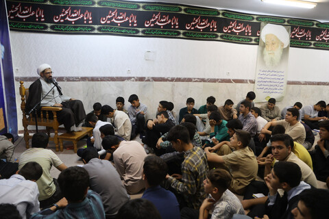 تصاویر / درس اخلاق امام جمعه همدان ویژه طلاب شرکت کننده در میثاق طلبگی