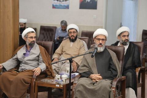 تصاویر /  نخستین جلسه شورای مشورتی و هماهنگی روحانیون موثر استان همدان