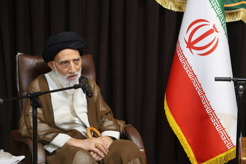 تصاویر /  نخستین جلسه شورای مشورتی و هماهنگی روحانیون موثر استان همدان