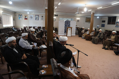 تصاویر /  نخستین جلسه شورای مشورتی و هماهنگی روحانیون موثر استان همدان