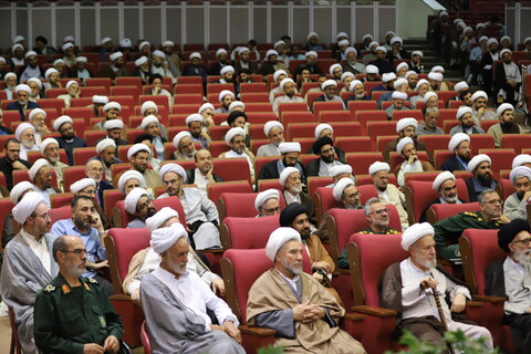 تصاویر/ همایش بزرگ ائمه جماعت مساجد و روحانیون استان آذربایجان شرقی