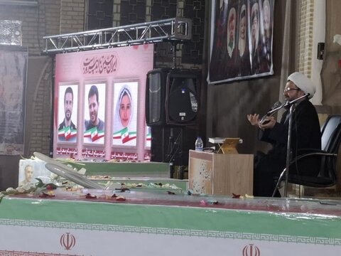 تصاویر/بیست‌و چهارمین یادواره شهدای جوشقان مرکزی