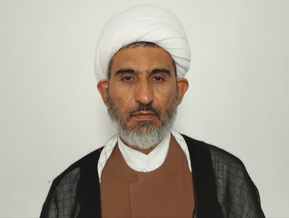 حوزه باید مبانی اصیل و محکمات را دفاع، حمایت و تبیین کند