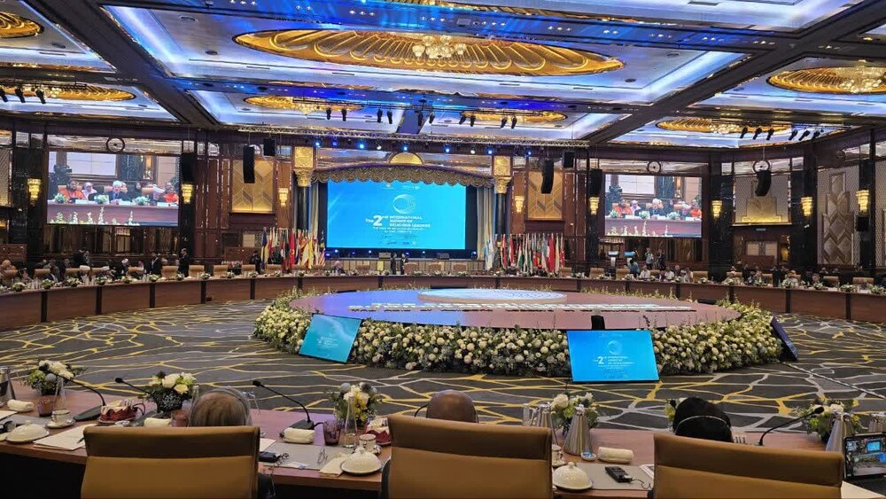 Ayətullah Ərafi Malayziyada keçirilən beynəlxalq dini liderlər konfransında iştirak edib + şəkillər