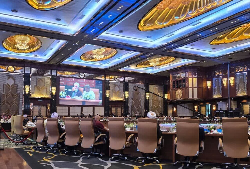 Ayatollah Arafi Ashiriki katika Mkutano wa Kimataifa wa Viongozi wa Kidini nchini Malaysia + Picha