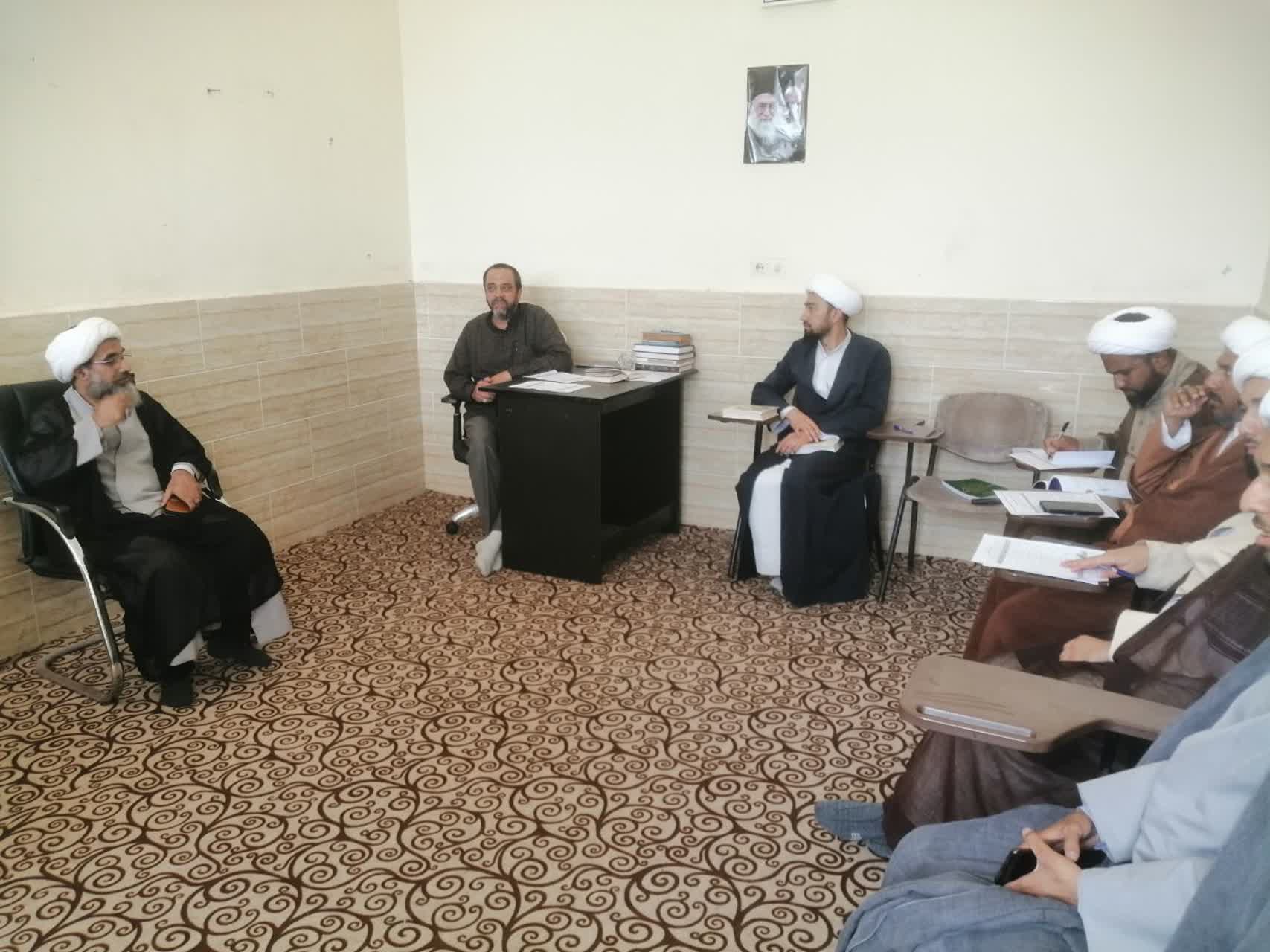 آزمون استادی روخوانی و تجوید قرآن با حضور ۳۳ طلبه در هرمزگان برگزار شد