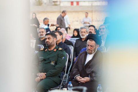 تصاویر آیین گلنگ زنی سومین تقاطع غیر همسطح خرم آباد