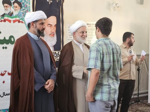 تصاویر/ اختتامیه طرح میثاق طلبگی در مدرسه علمیه امام باقر (ع) کامیاران