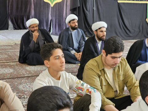 تصاویر/ اختتامیه طرح میثاق طلبگی در مدرسه علمیه امام باقر (ع) کامیاران