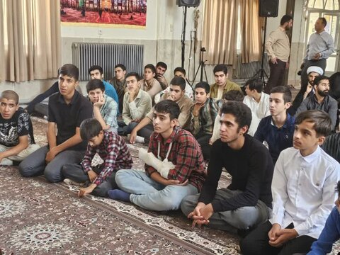 تصاویر/ اختتامیه طرح میثاق طلبگی در مدرسه علمیه امام باقر (ع) کامیاران