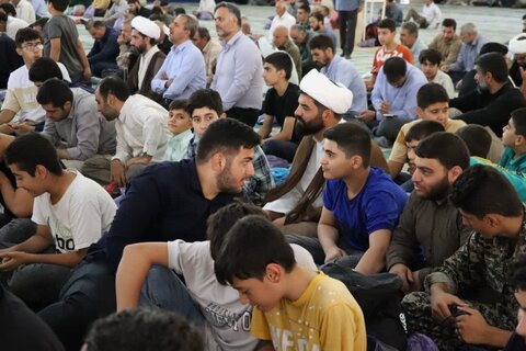 تصاویر اقامه نماز عبادی سیاسی جمعه در خرم آباد