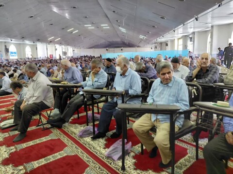 تصاویر / اقامه نماز جمعه نهاوند