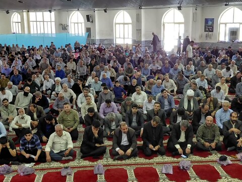 تصاویر / اقامه نماز جمعه نهاوند