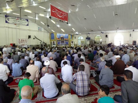 تصاویر / اقامه نماز جمعه نهاوند