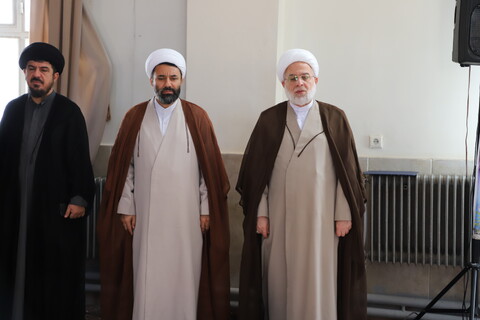 تصاویر / مراسم اختتامیه طرح میثاق طلبگی طلاب جدید الورود مدارس علمیه استان کردستان