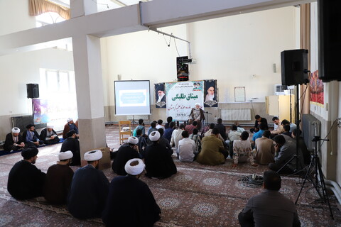 تصاویر / مراسم اختتامیه طرح میثاق طلبگی طلاب جدید الورود مدارس علمیه استان کردستان