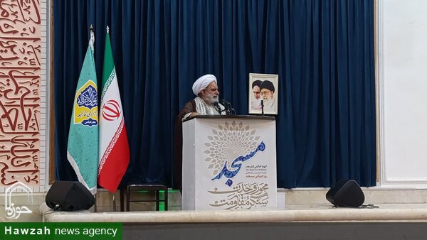 دولت راه شهیدان را ادامه داده و خالصانه به مردم خدمت کند