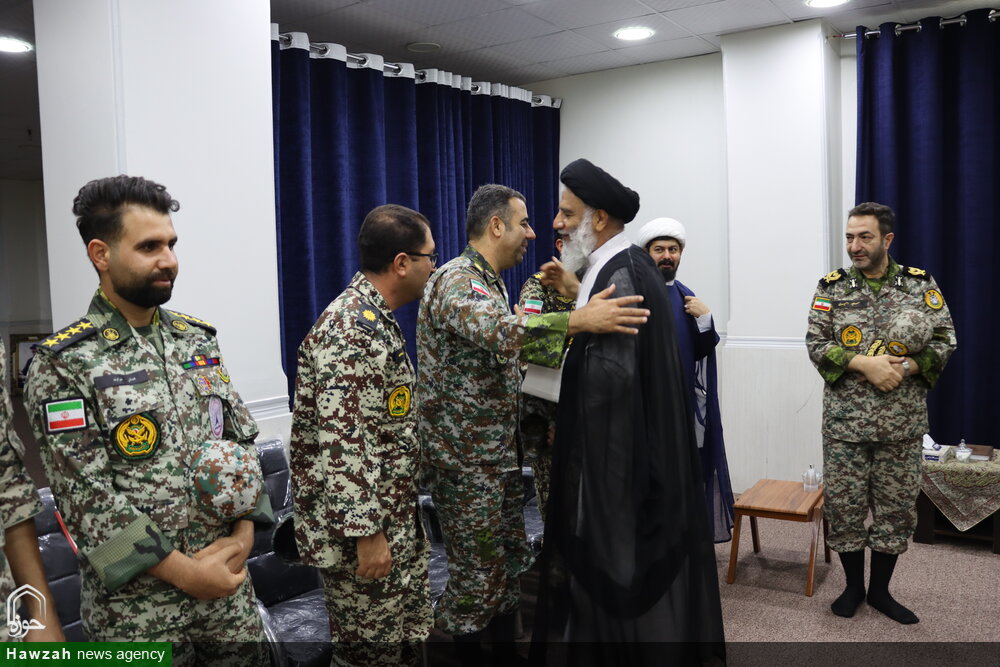دیدار امیری فرمانده پدافند هوایی جنوب غرب کشور با نماینده ولی فقیه در خوزستان