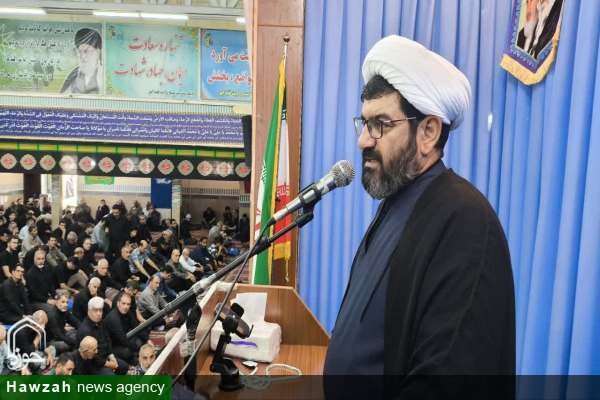 هشدار امام جمعه ابهر درباره توطئه دشمن برای جدا کردن هویت ایرانی از تشیع