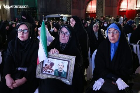 تصاویر /  تقریظ رهبر انقلاب بر کتاب «پاسیاد پسر خاک» شهید حجت ا لاسلام والمسلمین سید علی اکبر ابوترابی فرد