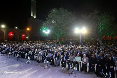 تصاویر /  تقریظ رهبر انقلاب بر کتاب «پاسیاد پسر خاک» شهید حجت ا لاسلام والمسلمین سید علی اکبر ابوترابی فرد