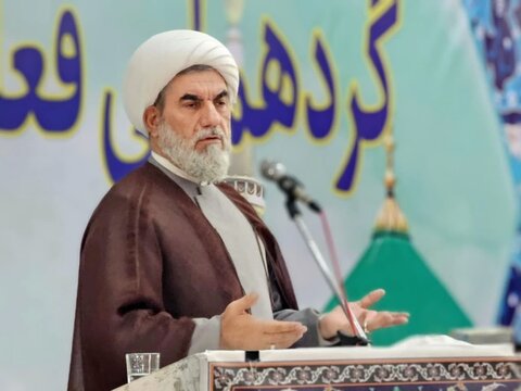 تصاویر / گردهمایی بزرگ فعالان فرهنگی مساجد شهرستان بوئین‌زهرا با حضور فرمانده سپاه استان قزوین بر گزار شد