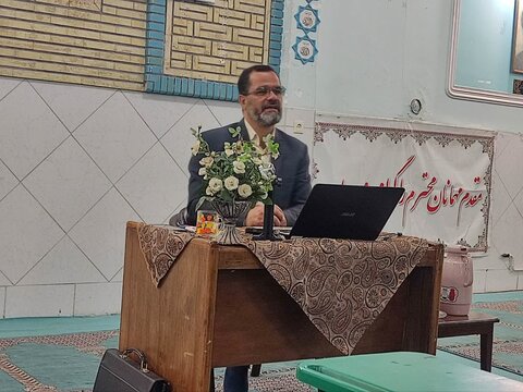 کارگاه یک‌روزه «مقاله‌نویسی بر اساس سئو»در ساوه