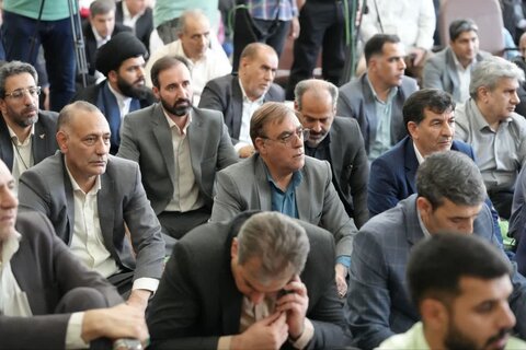 تصاویر مراسم گرامیداشت هفته دولت در مدرسه کمالیه خرم آباد