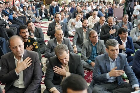 تصاویر مراسم گرامیداشت هفته دولت در مدرسه کمالیه خرم آباد