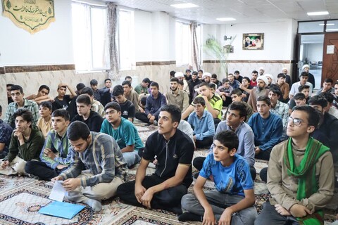 تصاویر/ بازدید امام جمعه زنجان از طرح میثاق حوزه علمیه زنجان