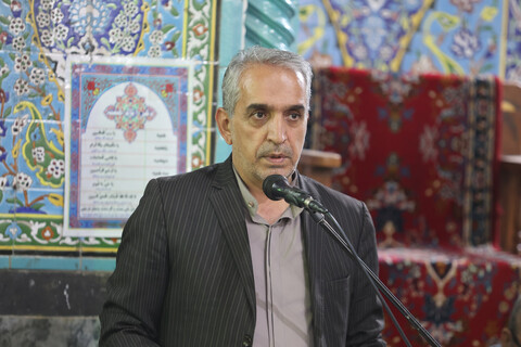 تصاویر / حضور مسئولان در مسجد قمر بنی‌هاشم شهرک فرهنگیان