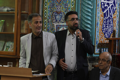 تصاویر / حضور مسئولان در مسجد قمر بنی‌هاشم شهرک فرهنگیان