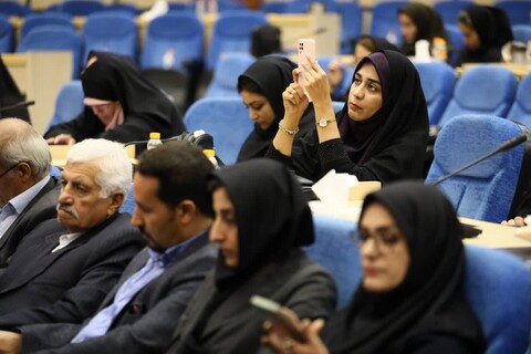 تصاویر / نشست خبری استاندار همدان با اصحاب رسانه به مناسبت هفته دولت