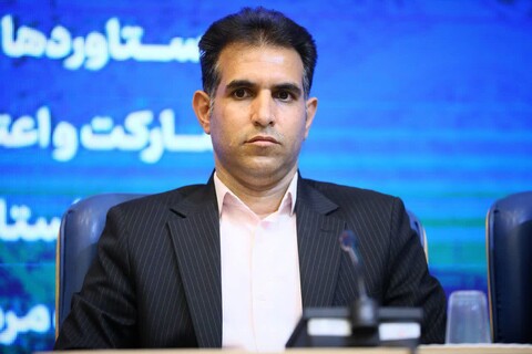 تصاویر / نشست خبری استاندار همدان با اصحاب رسانه به مناسبت هفته دولت