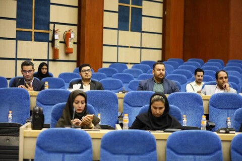 تصاویر / نشست خبری استاندار همدان با اصحاب رسانه به مناسبت هفته دولت