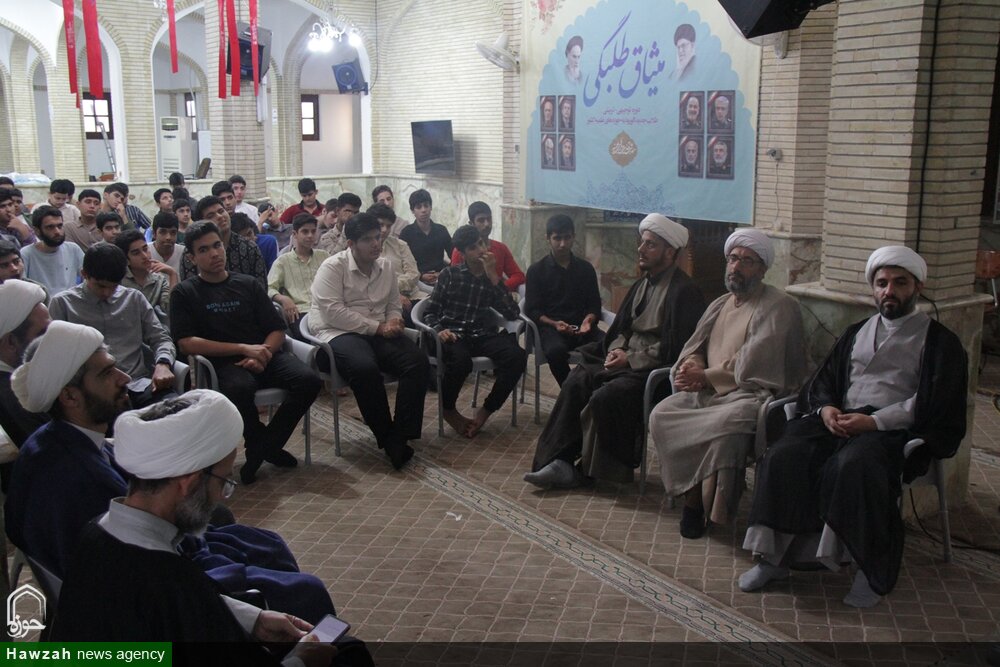 اختتامیه دوره میثاق طلبگی در استان بوشهر برگزار شد