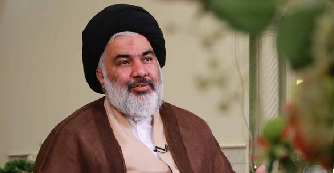 سواد خانواده | آیا تلفنهمراه، سلامت روانِ نوجوانان را تهدید میکند؟