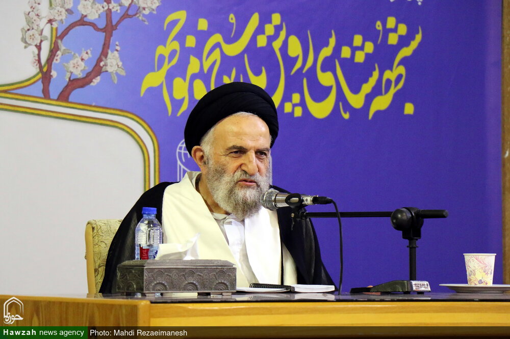 به گونهای حرف بزنیم که دین مردم تقویت شود