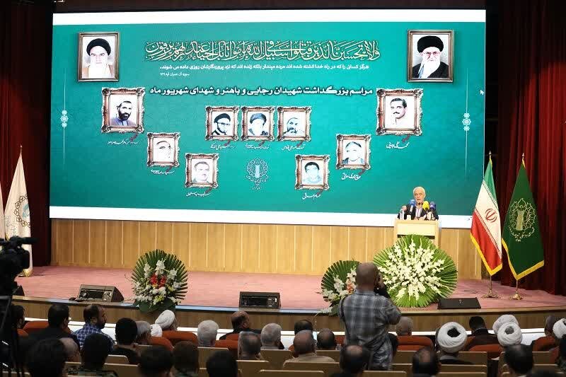 انسجام ملی و اقتدار نیروهای مسلح رمز موفقیت حفاظت از دستاوردهای انقلاب است