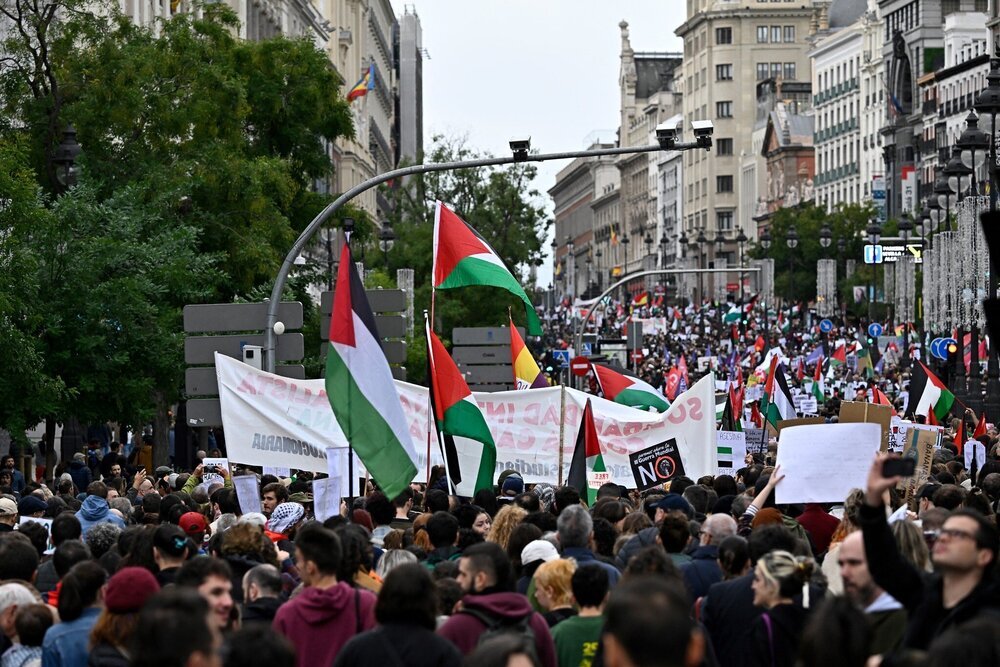 Meya wa Barcelona atangaza Palestina kuwa eneo la kumi na moja la Barcelona kwa ajili ya kuimarisha ushirikiani na watu wa Ghaza