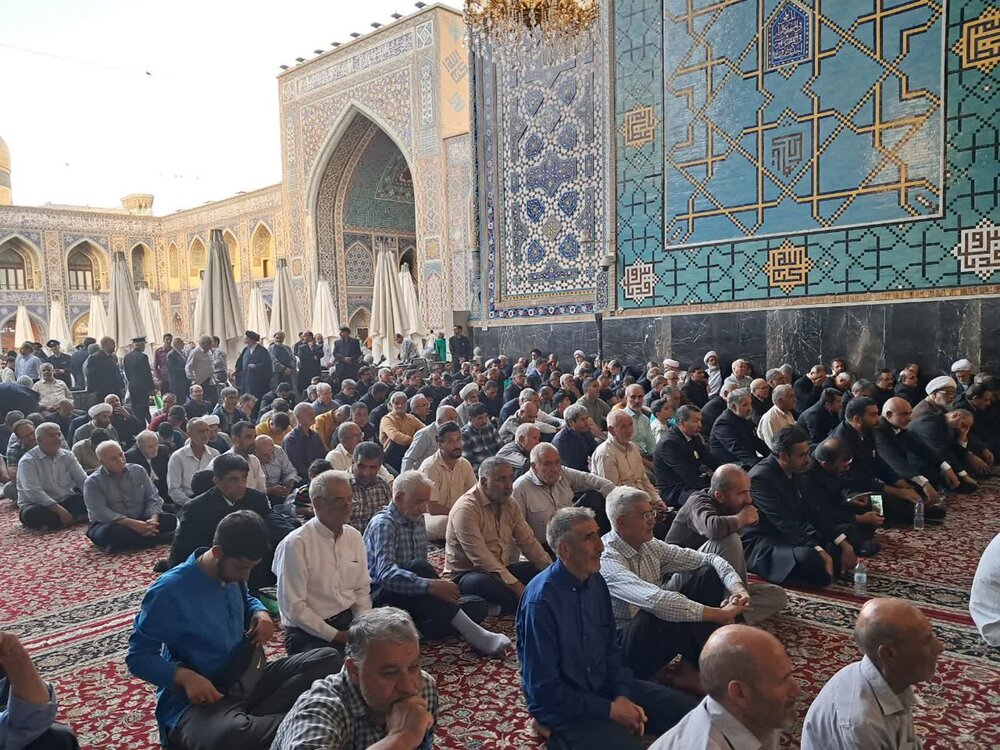 مراسم بزرگداشت شهیدان رجایی و باهنر و دیگر شهدای شهریورماه در حرم مطهر رضوی
