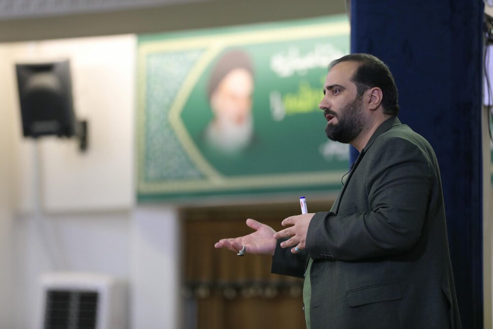 تصاویر کارگاه های روز اول دوره آموزشی شبهه شناسی