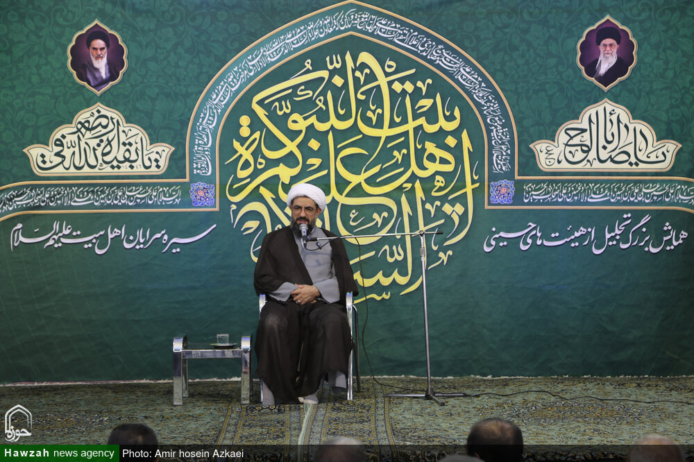 محبت اهل بیت(ع) نجات‌بخش انسان در گرفتاری‌ها است