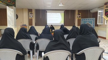 ترک گناهان و عمل به واجبات، مهم‌ترین راه تقرب به حضرت ولی‌عصر(عج) است