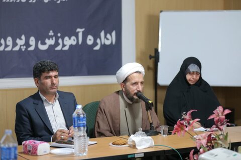 تصاویر /  حضور نماینده ولی فقیه در استان قزوین در جمع مردم طارم سفلی