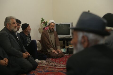 تصاویر /  حضور نماینده ولی فقیه در استان قزوین در جمع مردم طارم سفلی