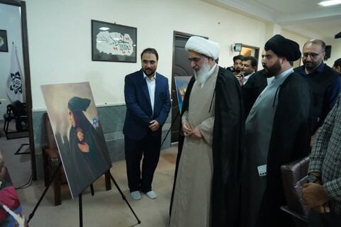 تصاویر/ دیدار جمعی از هنرمندان بوشهر با امام جمعه