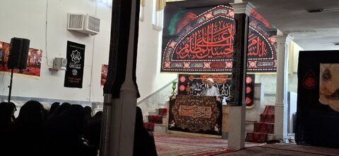 تصاویر/برگزاری مراسم عزاداری شهادت امام حسن عسکری (ع)در مدرسه علمیه الزهرا اراک