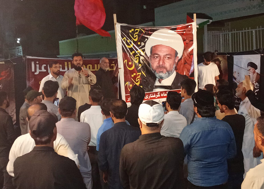 اعتراض گسترده مردم پاکستان در اعتراض به ربوده شدن روحانی این کشور در عربستان